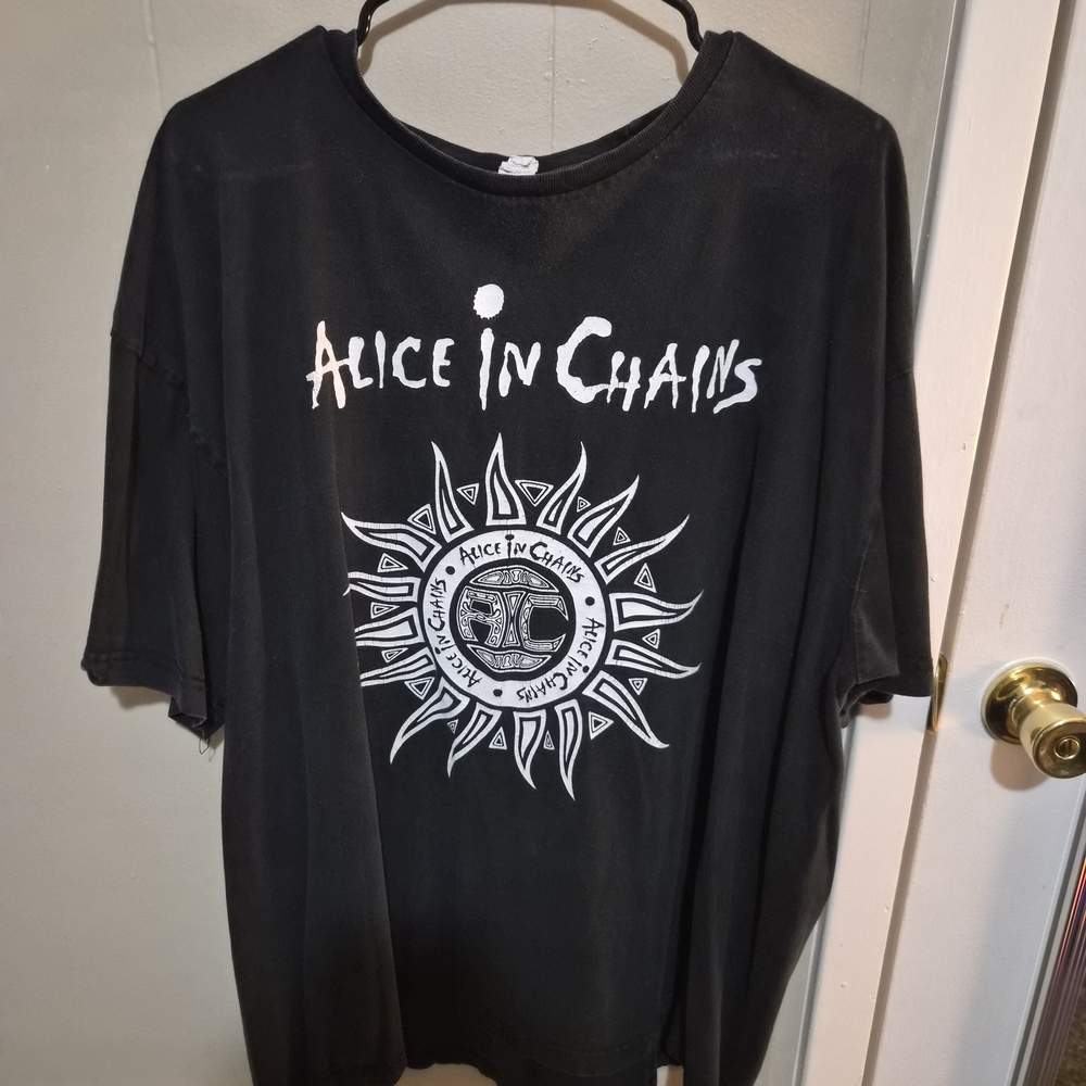 Alice in Chains Graphic T-Shirt